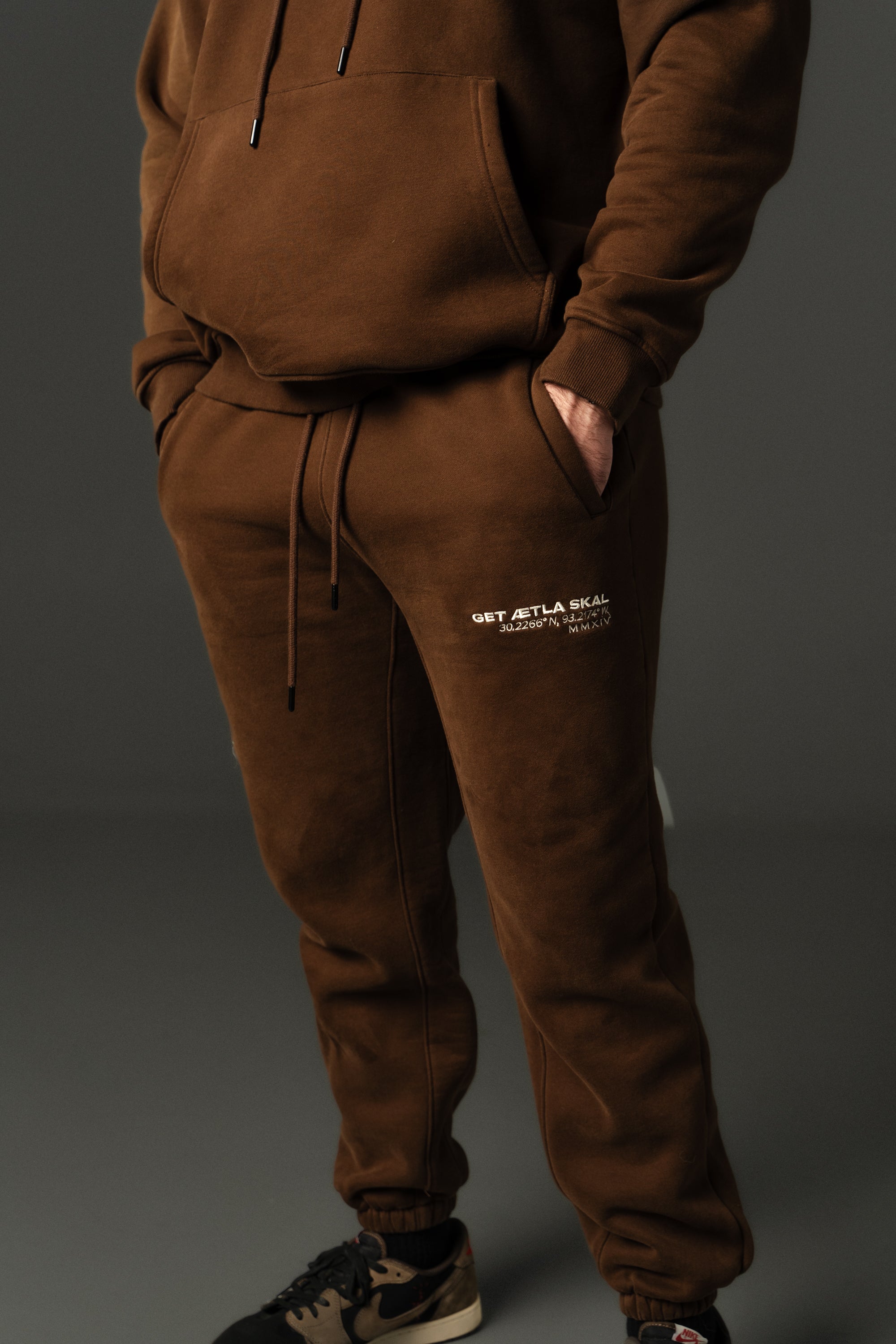 ILLSKA MOCHA JOGGERS