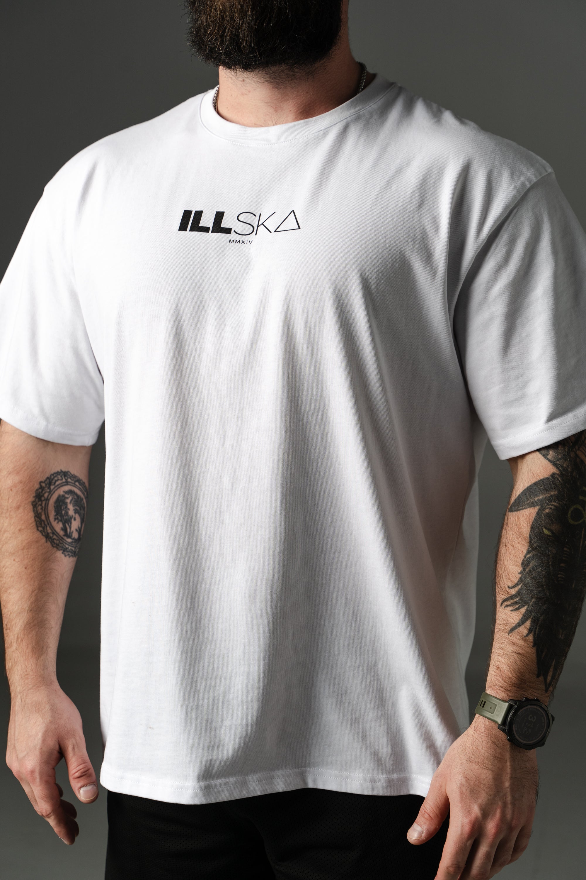 ILLSKA LOGO T-SHIRT